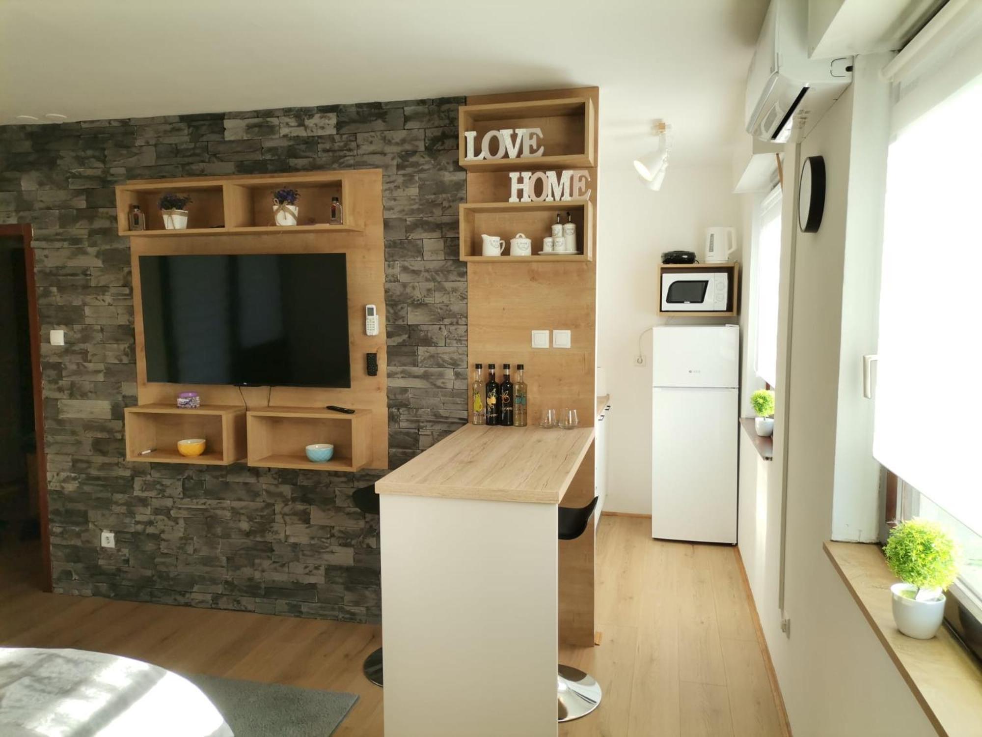 Apartman Anamaria Gospić Exterior foto